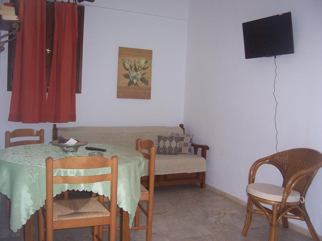 Milina Apartments Luaran gambar