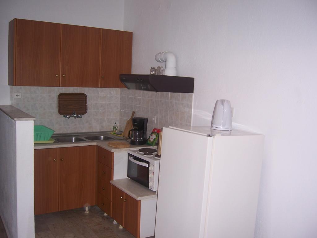 Milina Apartments Luaran gambar