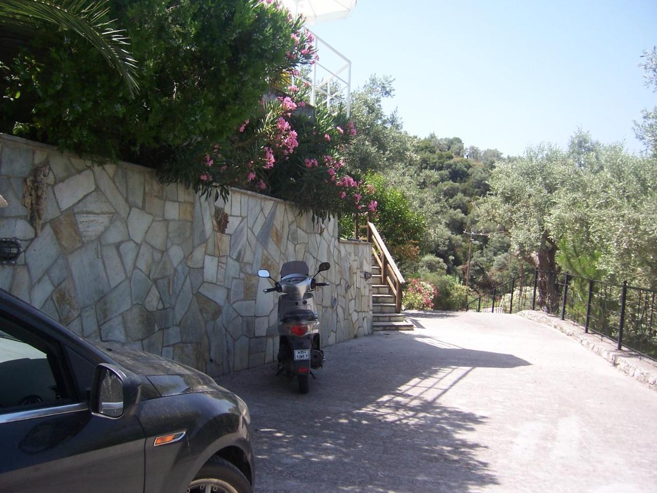 Milina Apartments Luaran gambar
