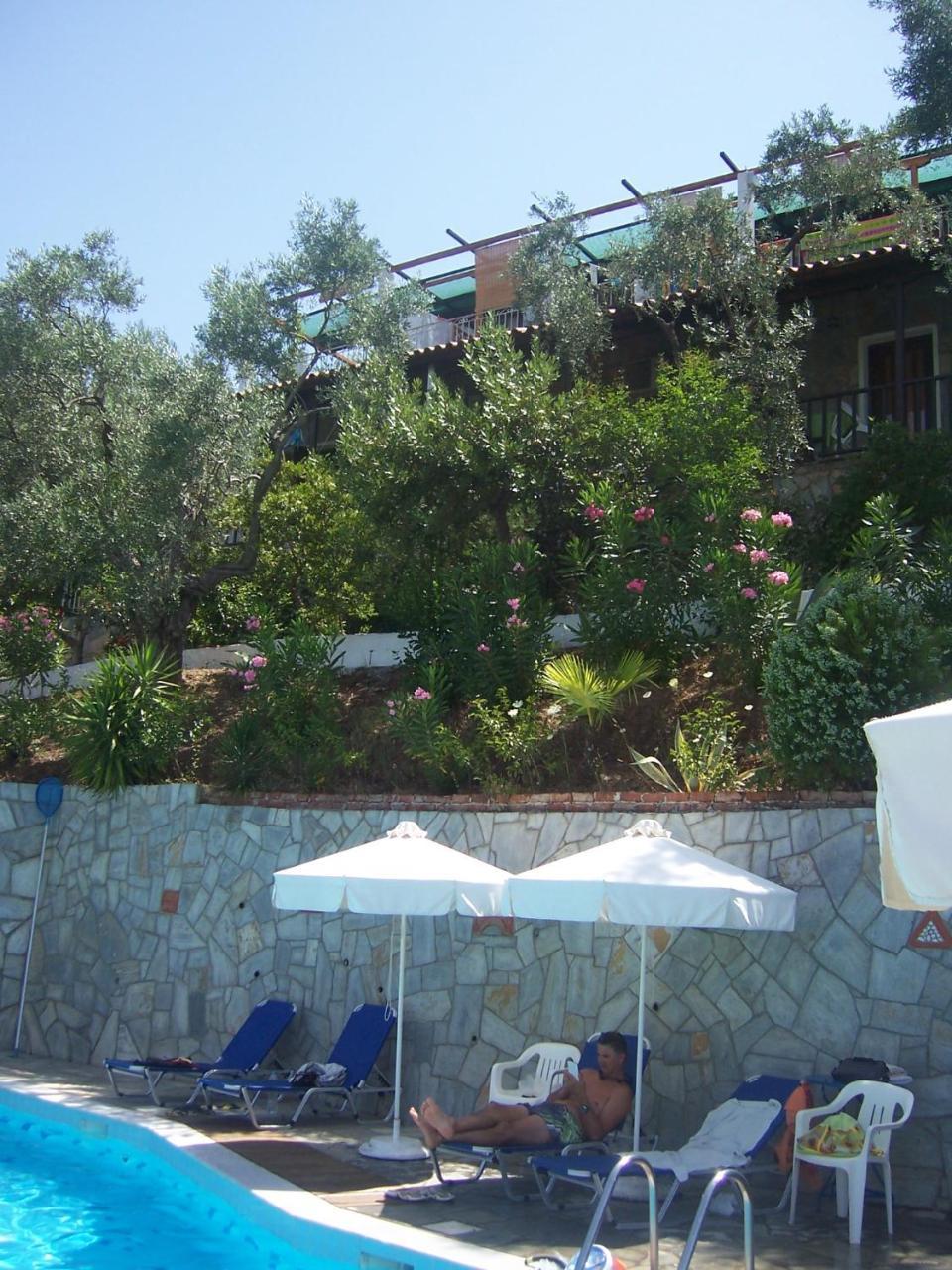 Milina Apartments Luaran gambar