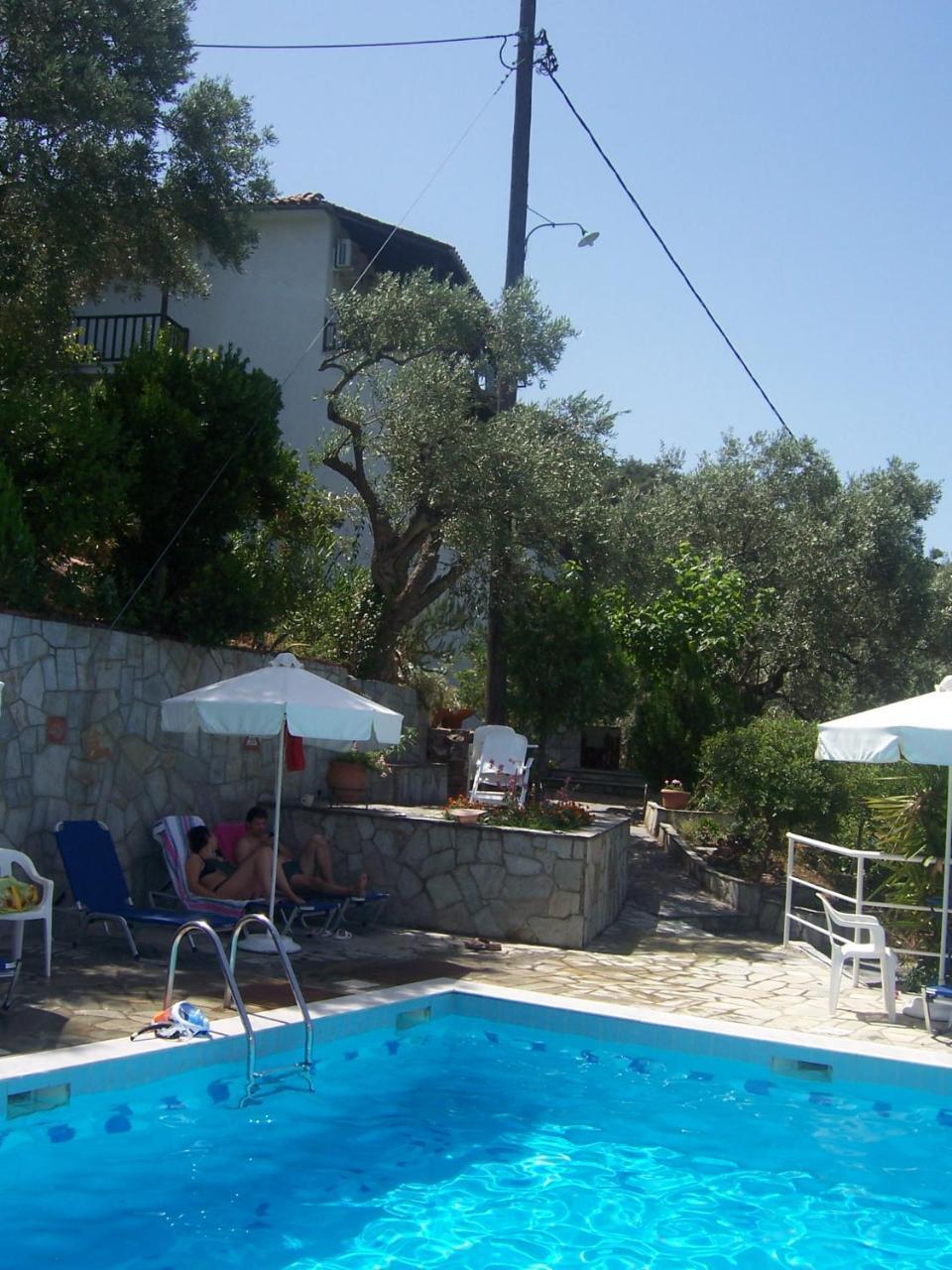 Milina Apartments Luaran gambar